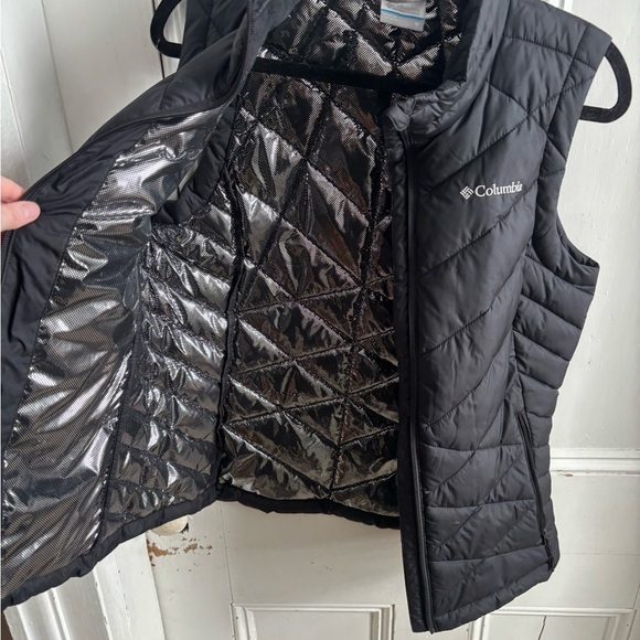 Columbia Black Omni-Heat Vest - Picture 3 of 3